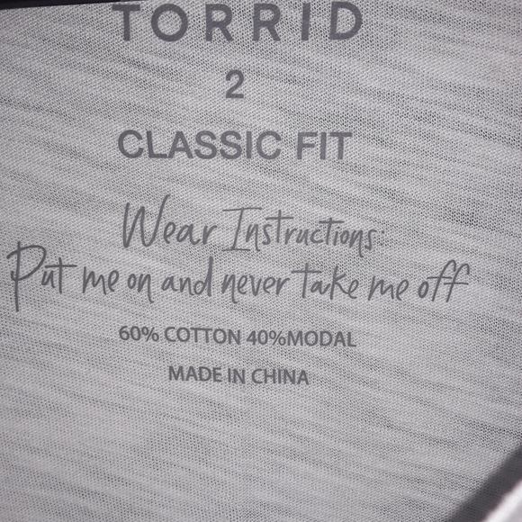 Torrid Tulip Tee Size 2 - Picture 2 of 4